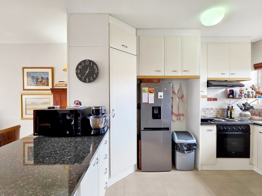 2 Bedroom Property for Sale in Green Point Western Cape